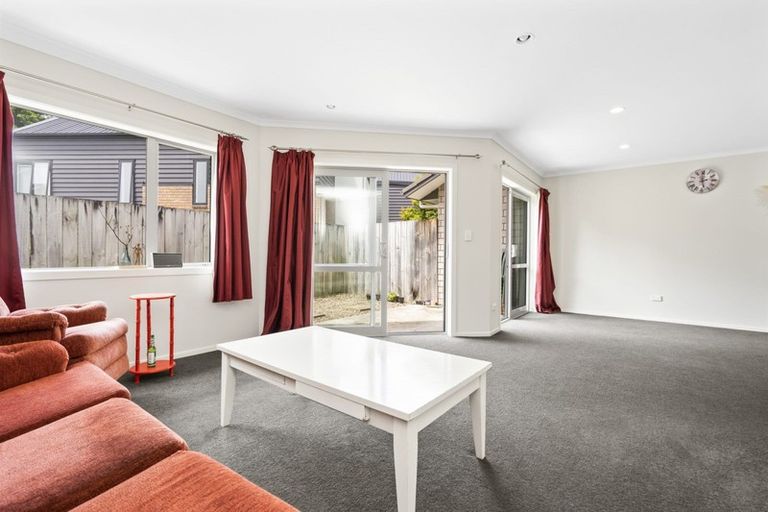 Photo of property in 19u3 Abbotsford Street, Whitiora, Hamilton, 3200