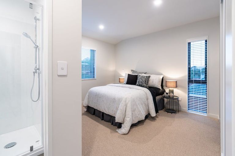 Photo of property in 65u4 Strathmore Avenue, Strathmore Park, Wellington, 6022