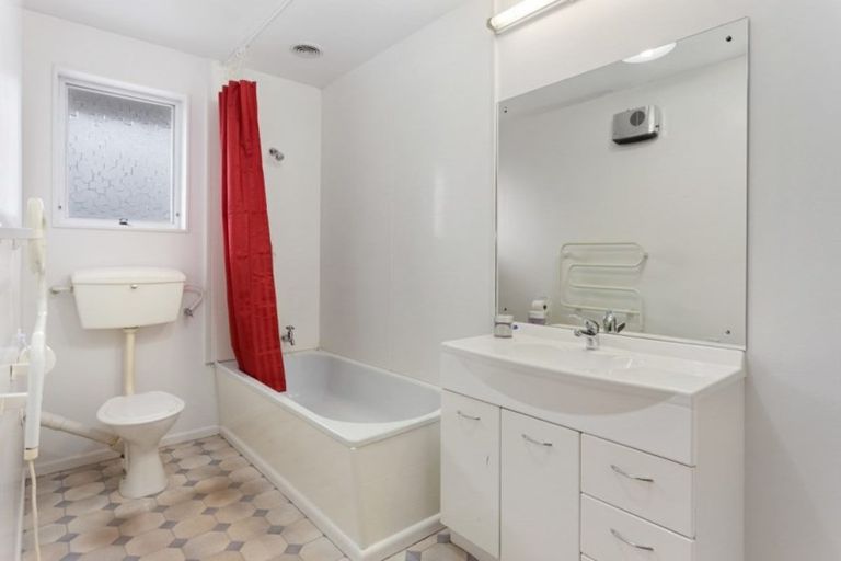 Photo of property in 2/78 Brynley Street, Hornby, Christchurch, 8042