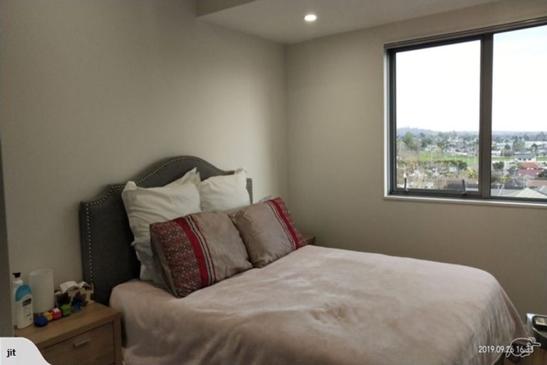 Photo of property in 6/46 Wellington Street, Howick, Auckland, 2014