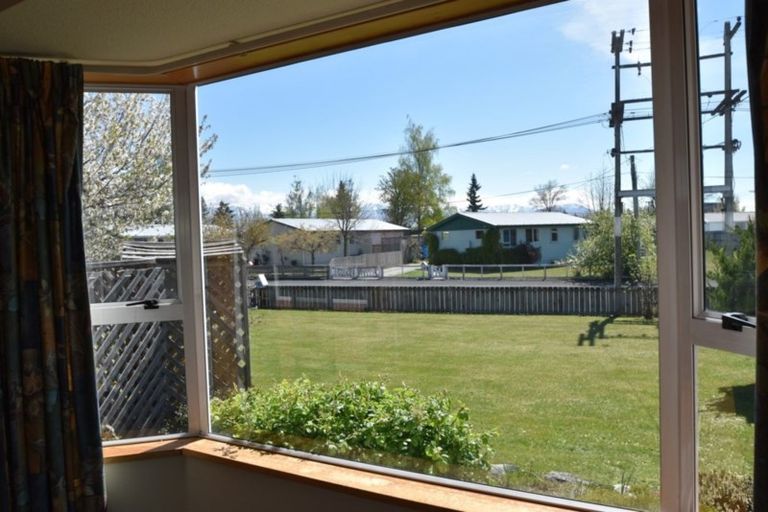 Photo of property in 13 Omahau Crescent, Twizel, 7901