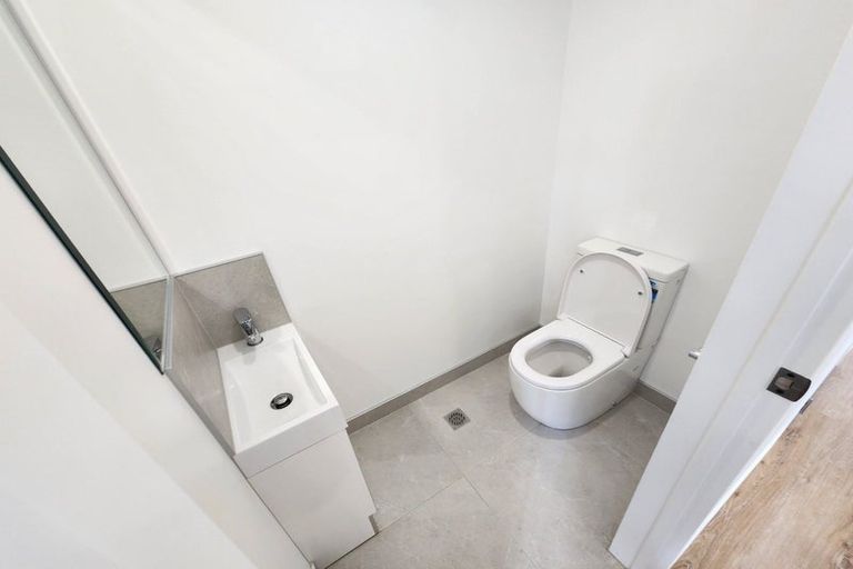 Photo of property in 3/8 Short Street, Papakura, 2110