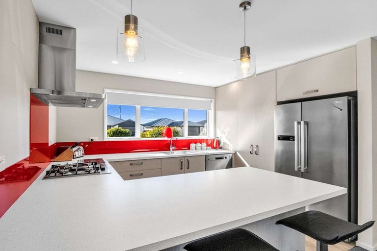 Photo of property in 37 Waituna Street, Pegasus, 7612