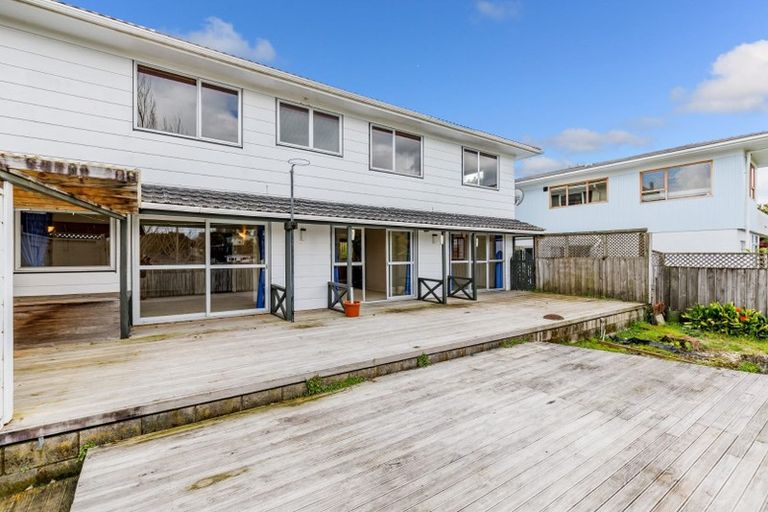 Photo of property in 33 Meadowvale Avenue, Forrest Hill, Auckland, 0620