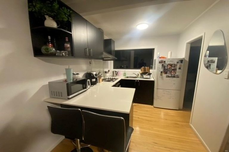 Photo of property in 3/125a Birkdale Road, Birkdale, Auckland, 0626