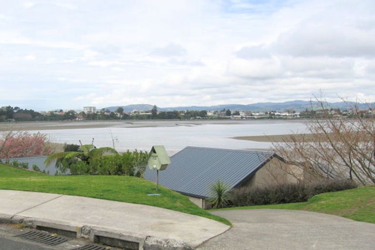 Photo of property in 82 Goods Road, Otumoetai, Tauranga, 3110