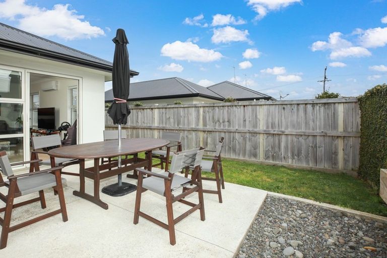 Photo of property in 28u3 Heath Street, Saint Andrews, Hamilton, 3200