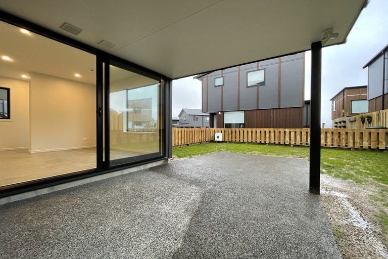 Photo of property in 20 Astelia Way, Woodridge, Wellington, 6037