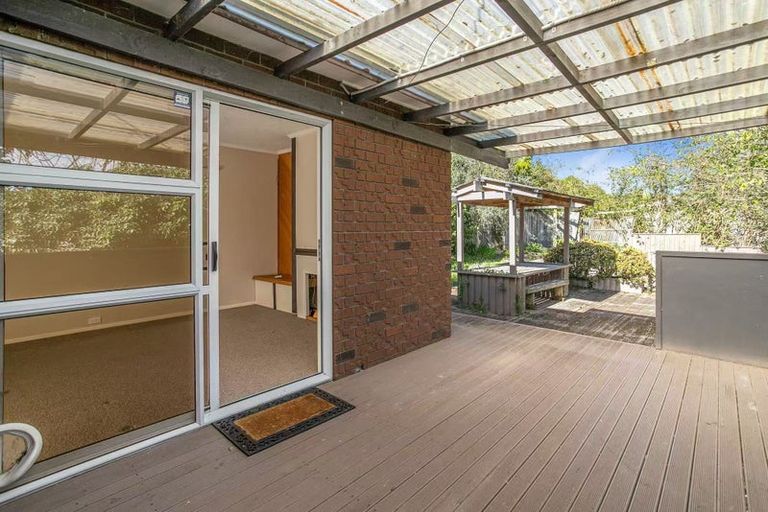 Photo of property in 1/18a Richards Avenue, Forrest Hill, Auckland, 0620