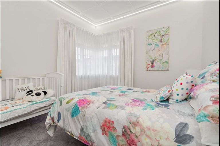 Photo of property in 16 Zealandia Street, Kensington, Whangarei, 0112