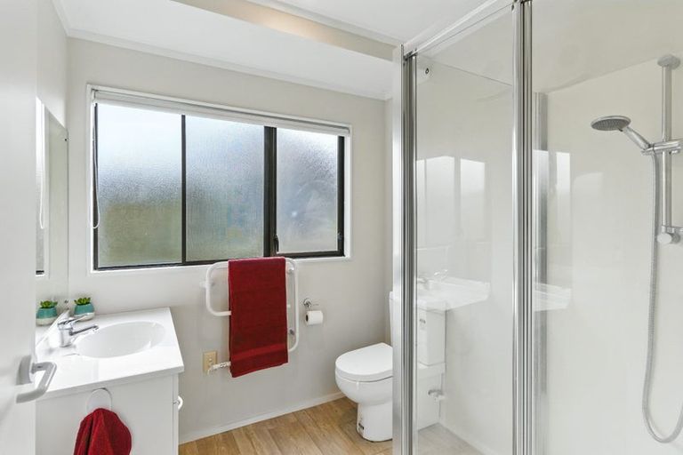 Photo of property in Rimu Village, 28/72 Rimu Road, Raumati Beach, Paraparaumu, 5032