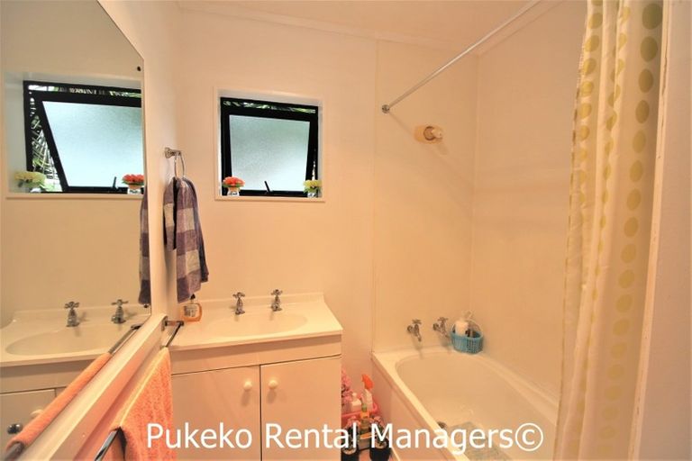 Photo of property in 36 Manston Road, Mangere, Auckland, 2022