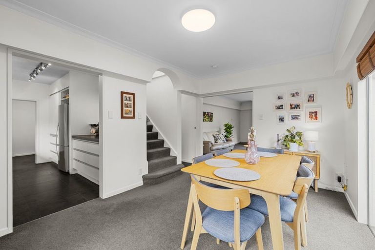 Photo of property in 15a Saint Winifreds Place, Bryndwr, Christchurch, 8052