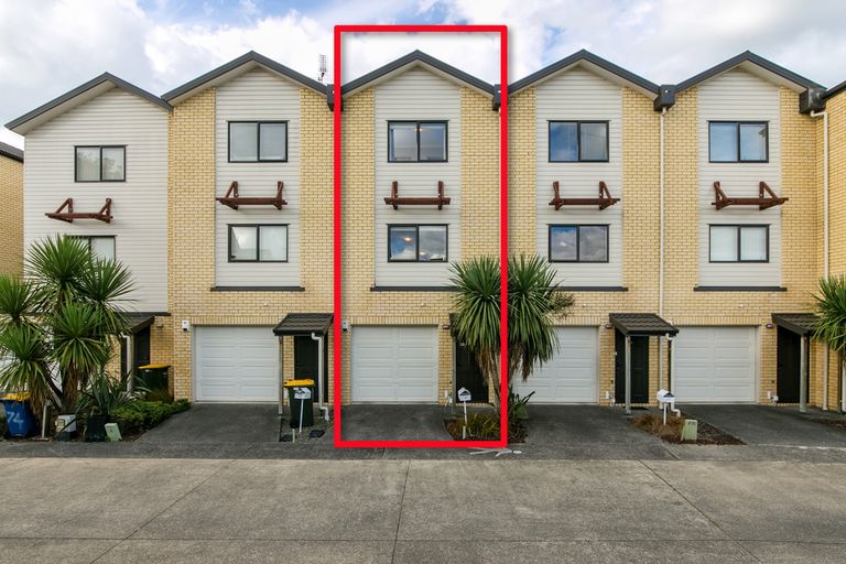 Photo of property in St Claire Village, 76/172 Mcleod Road, Te Atatu South, Auckland, 0610