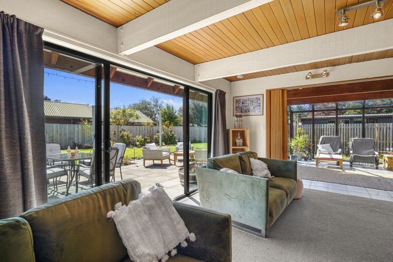 Photo of property in 12 Harrod Place, Rangiora, 7400