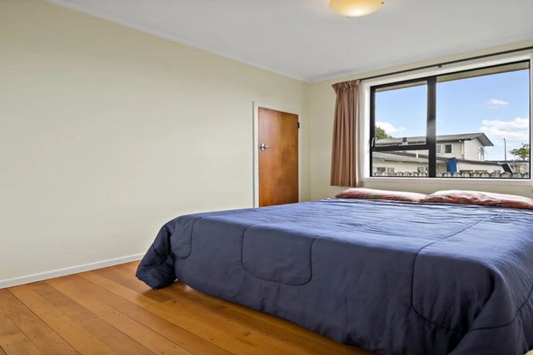 Photo of property in 19 Matapouri Road, Mangere Bridge, Auckland, 2022