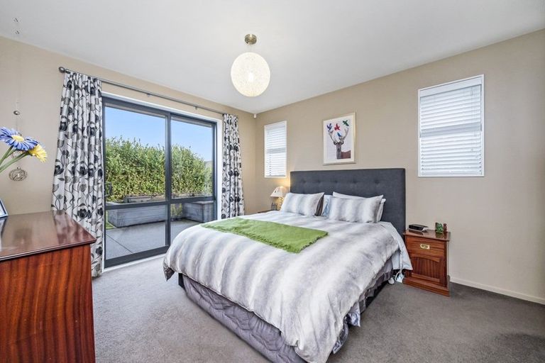 Photo of property in 16 Lloyds Close, Rolleston, 7614