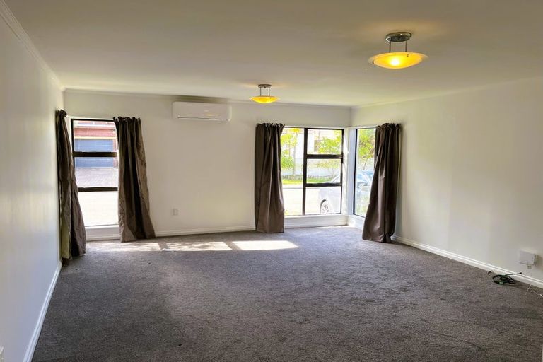 Photo of property in 51 Satara Crescent, Khandallah, Wellington, 6035