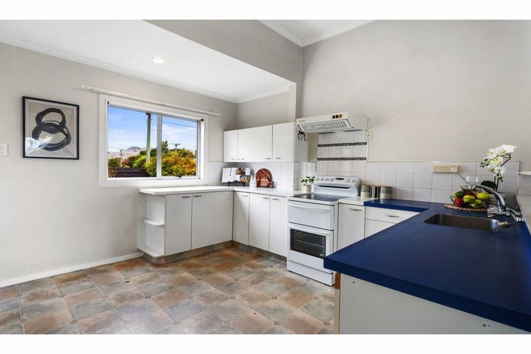 Photo of property in 13 Dampier Street, Woolston, Christchurch, 8023