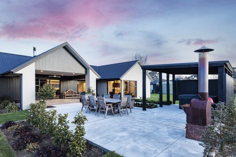 Photo of property in 25 Hallfield Drive, Ohoka, Kaiapoi, 7692