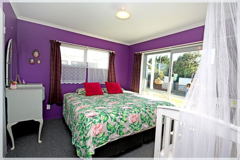 Photo of property in 11 Low Avenue, Foxton Beach, Foxton, 4815