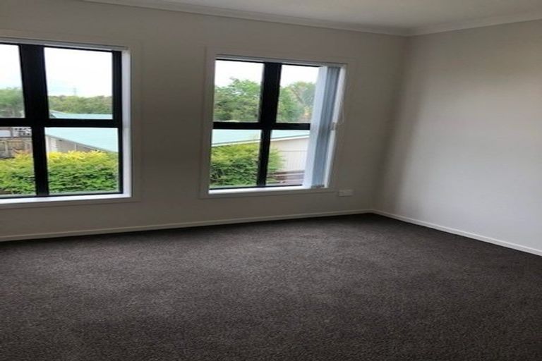 Photo of property in 4/9 Marlene Avenue, Te Atatu South, Auckland, 0610