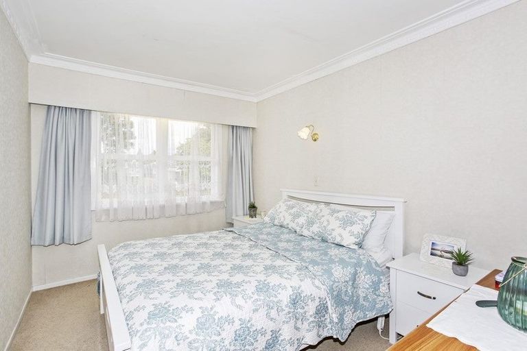Photo of property in 26 Shirley Avenue, Papakura, 2110