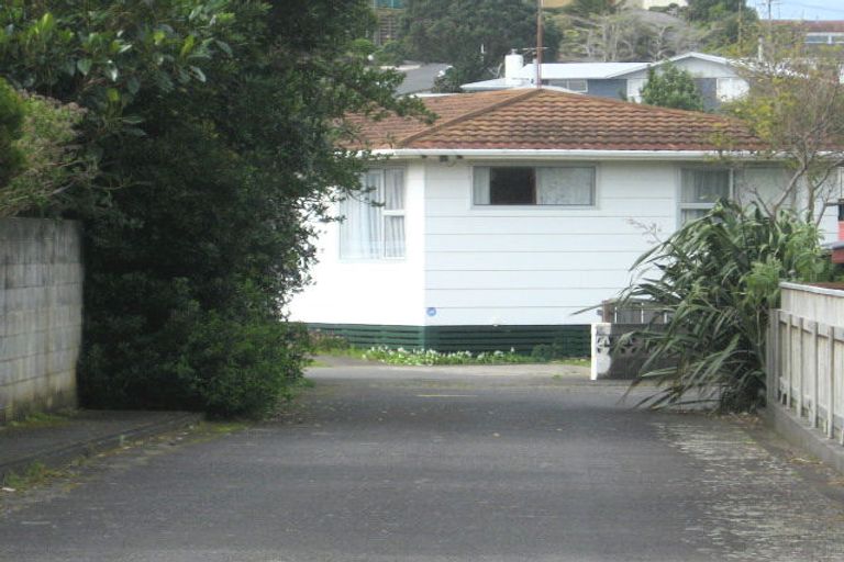 Photo of property in 28d Paritutu Road, Spotswood, New Plymouth, 4310