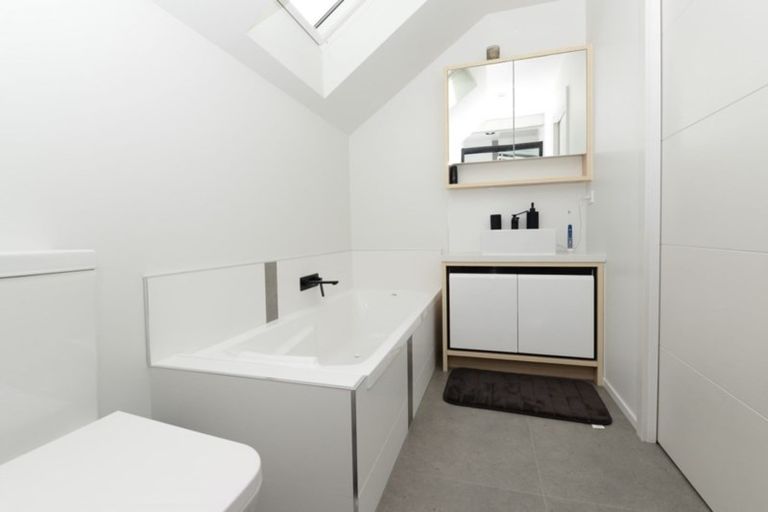 Photo of property in 22u7 Campbell Street, Frankton, Hamilton, 3204