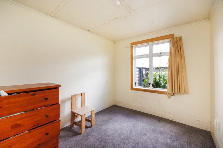 Photo of property in 9 Domain Street, Palmerston North, 4410