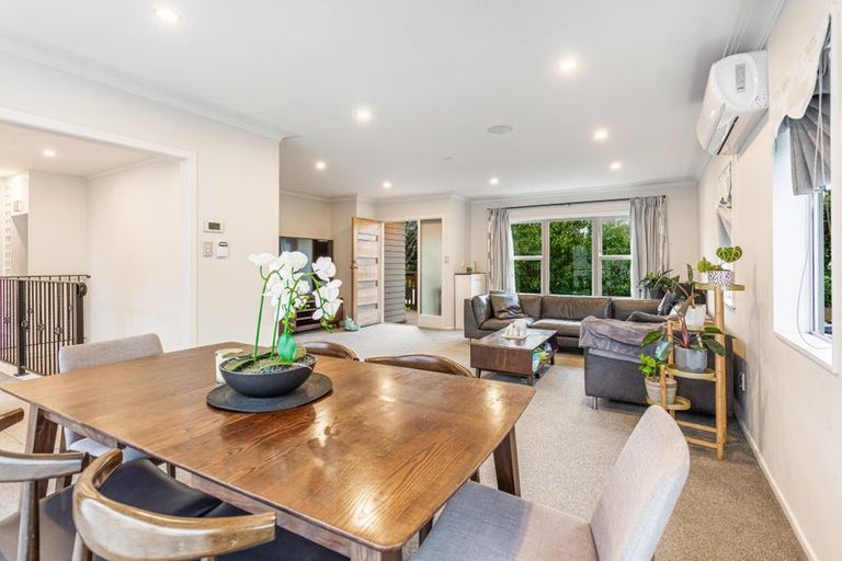 Photo of property in 111 Colwill Road, Massey, Auckland, 0614