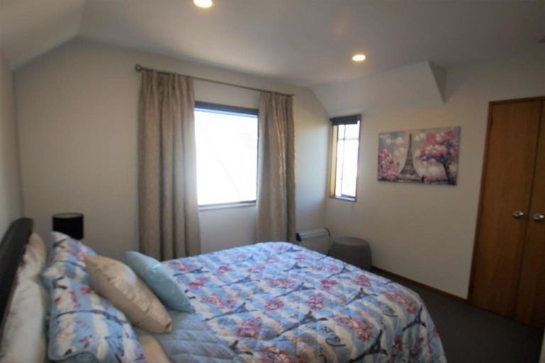 Photo of property in 2/16 Onslow Street, St Albans, Christchurch, 8014