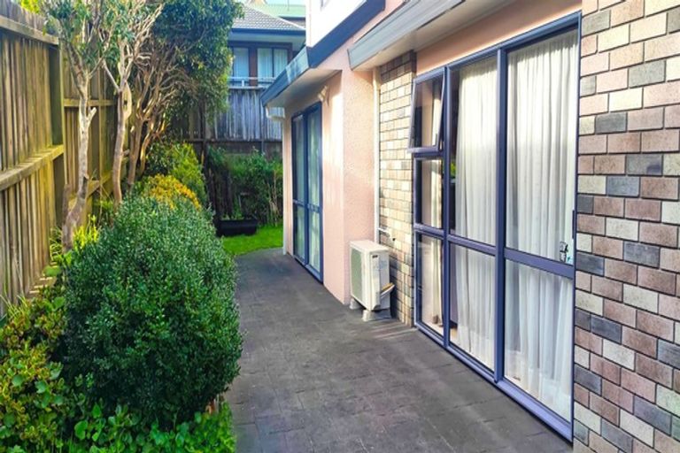 Photo of property in 84 Cortina Avenue, Johnsonville, Wellington, 6037