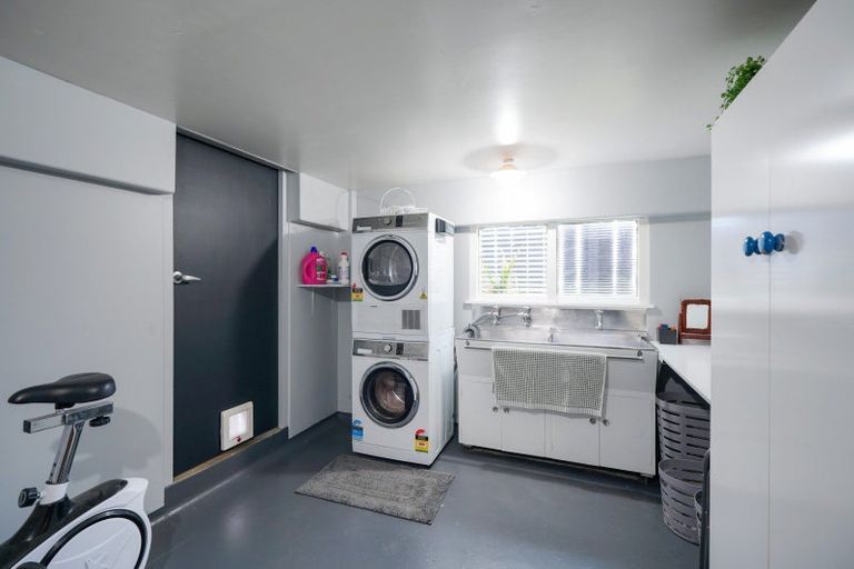 Photo of property in 19 Helmsdale Street, Waverley, Invercargill, 9810