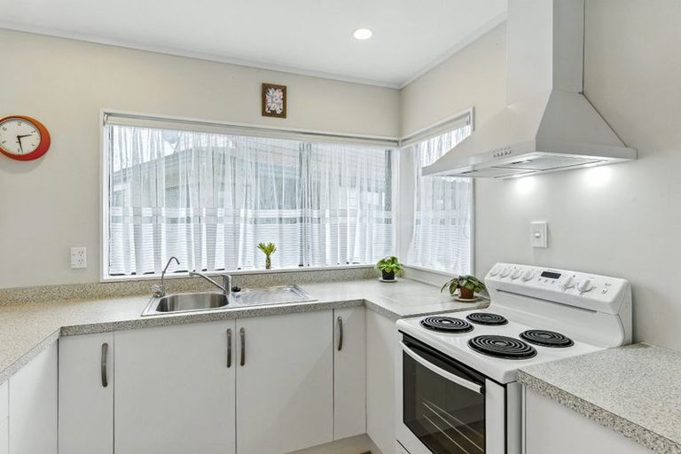 Photo of property in Rimu Village, 28/72 Rimu Road, Raumati Beach, Paraparaumu, 5032