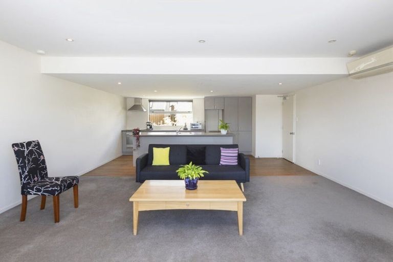 Photo of property in 88a Edgeware Road, St Albans, Christchurch, 8014