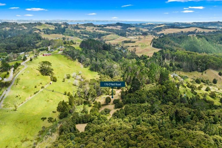 Photo of property in 176 O'neil Road, Kaukapakapa, 0873