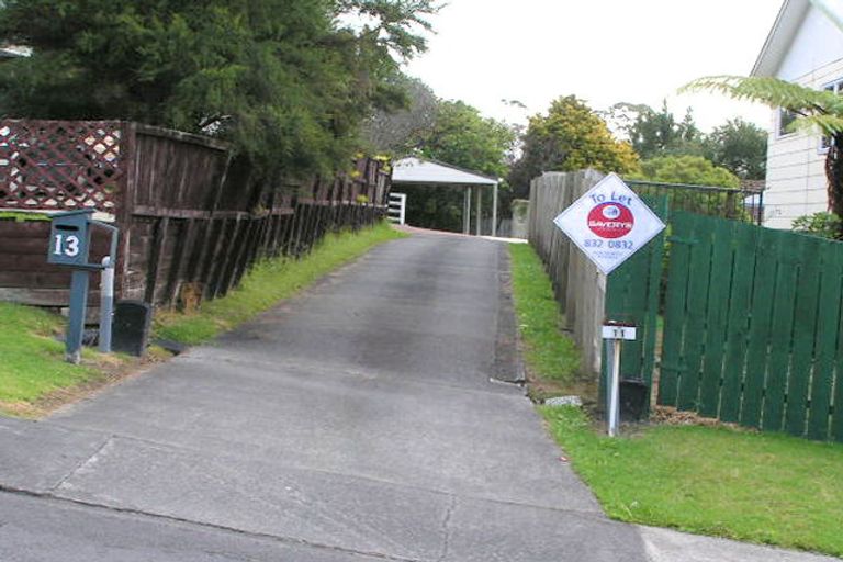 Photo of property in 11 Raelene Place, Massey, Auckland, 0614