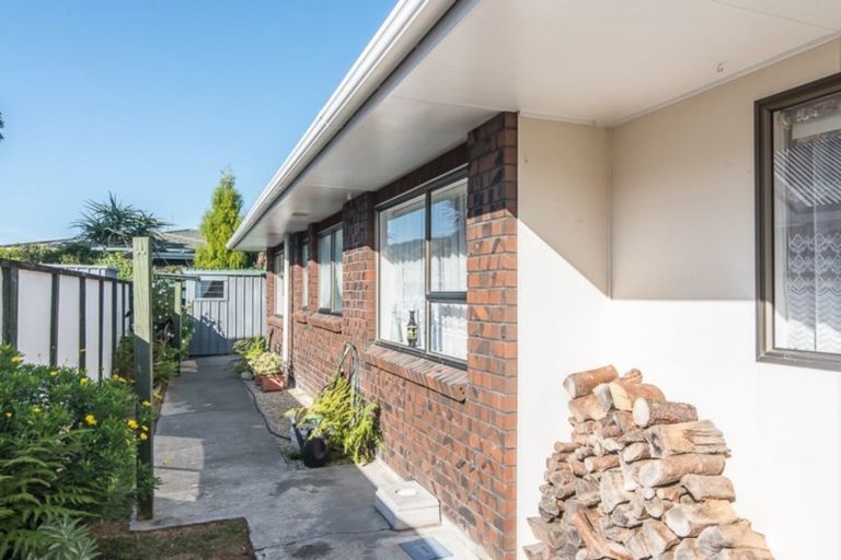 Photo of property in 40a Kapanui Road, Waikanae, 5036