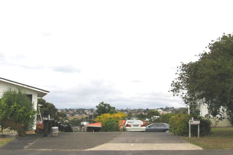 Photo of property in 1/54 Juniper Road, Sunnynook, Auckland, 0620