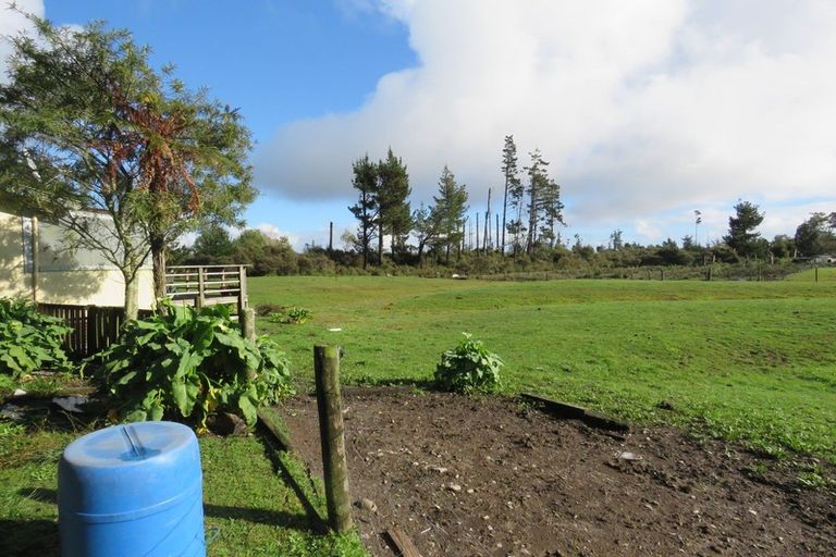 Photo of property in 393 Fairdown Road, Westport, 7891