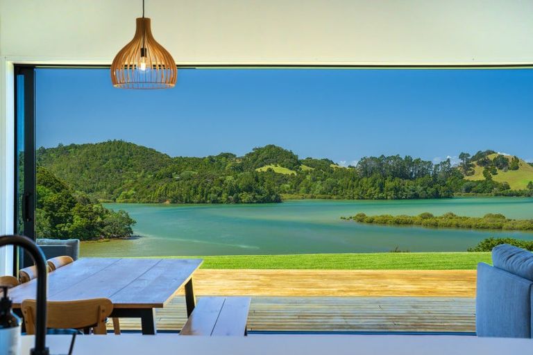 Photo of property in 110 Mornington Way, Parua Bay, Onerahi, 0192