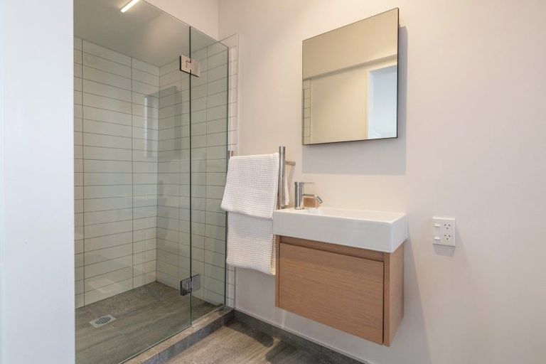 Photo of property in 8 Yale Road, Mount Cook, Wellington, 6021