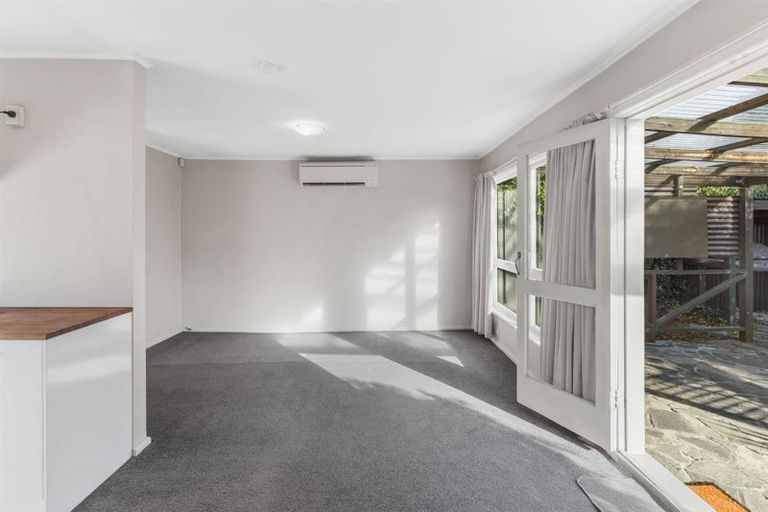 Photo of property in 3 Inwoods Road, Parklands, Christchurch, 8083