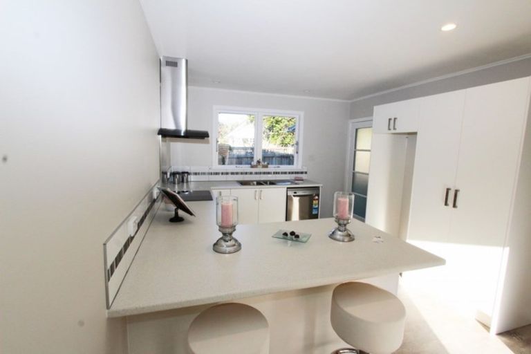 Photo of property in 1a Leybourne Avenue, Waikanae, 5036