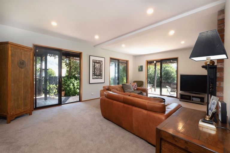 Photo of property in 136 Hunter Crescent, Wanaka, 9305