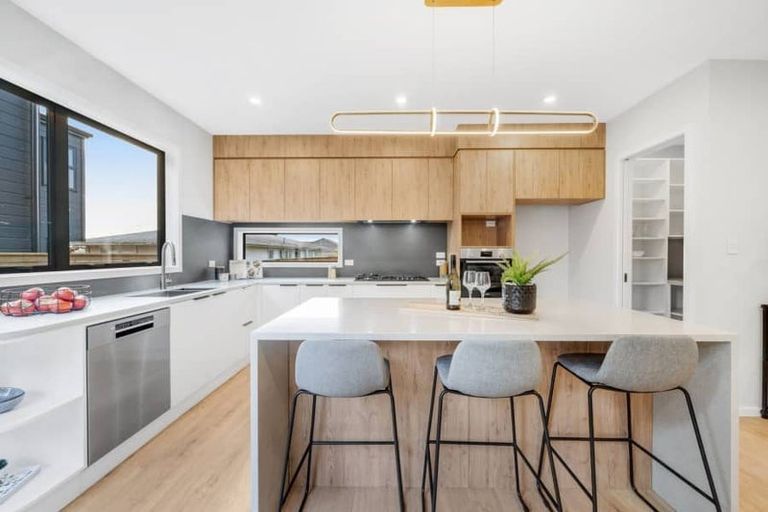 Photo of property in 108c Union Road, Howick, Auckland, 2014