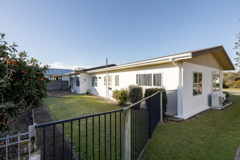 Photo of property in 24 Henderson Street, Whakatane, 3120