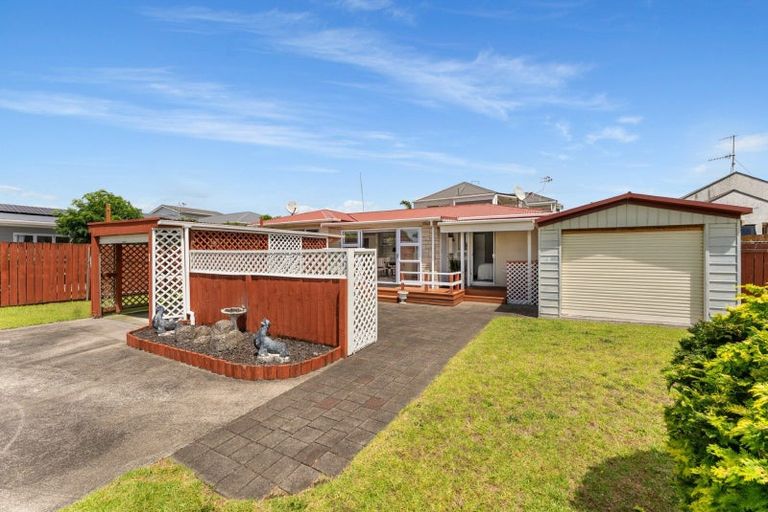 Photo of property in 1 Korowai Street, Mount Maunganui, 3116