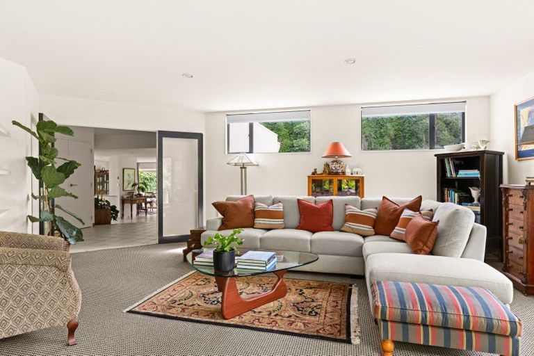 Photo of property in 145 Milton Road, Bluff Hill, Napier, 4110